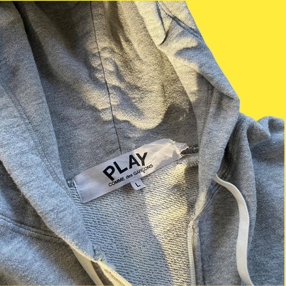 COMMES DES GARCONS PLAY GREY HOODIE - Picture 4 of 4
